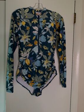 AXESEA Floral Long Sleeve One Piece Rash Guard Swimsuit Women's Size 12 UPF -